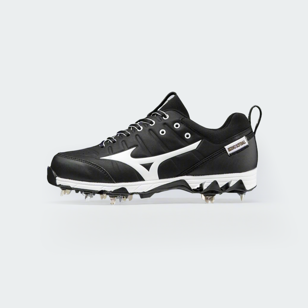 Mizuno-9-Spike-Swift-7-Women-LeftView